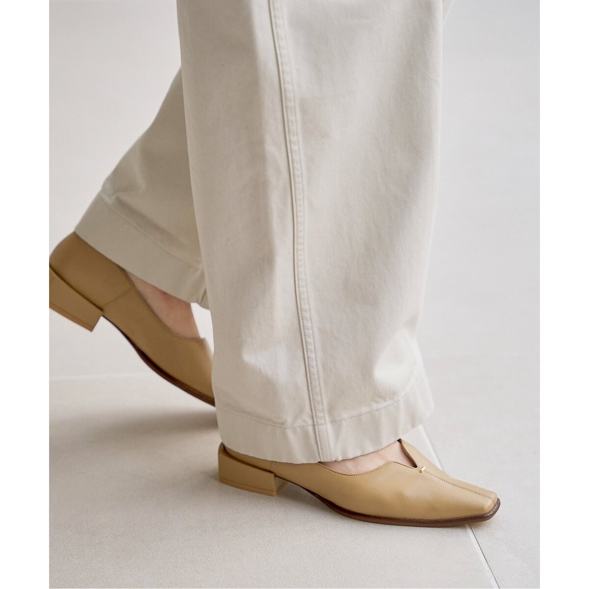 ルタロン 2.5cmヒール　スクエアスリットソフトフラット 2.5cmスクエアスリットソフトフラット（フラットシューズ）｜LE