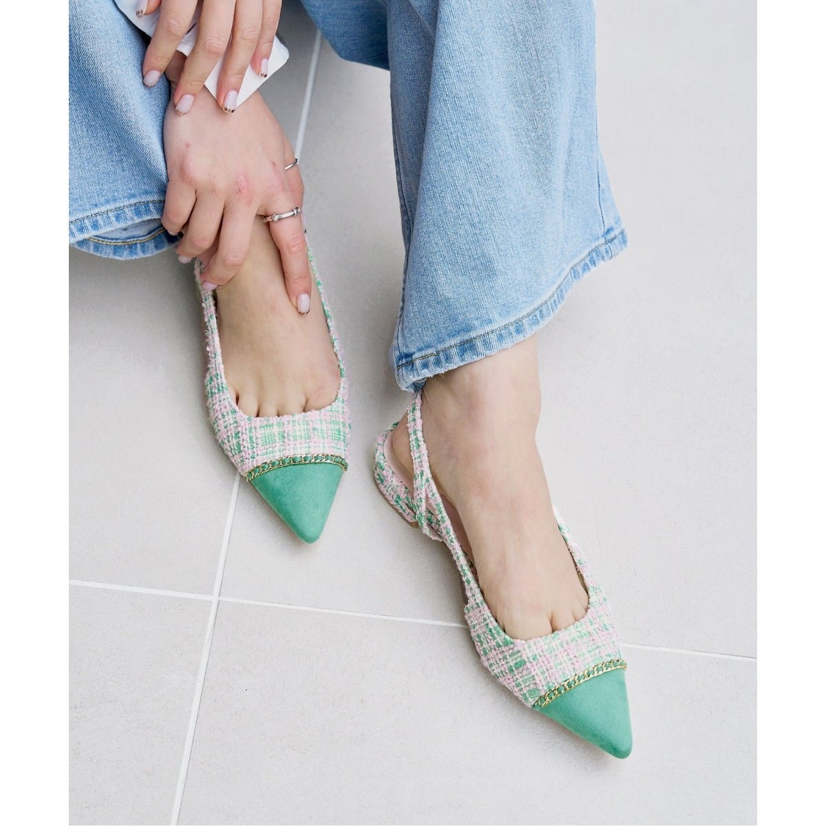 ポインテッドトゥキャップチェーンスリングバック | ルタロン(LE TALON