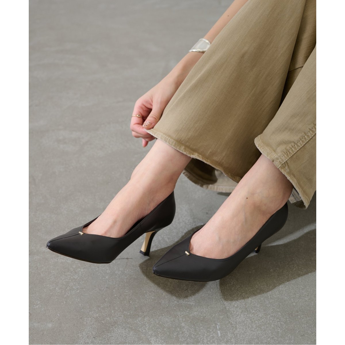 6.5cm Vカットシームパンプス | ルタロン(LE TALON) | マルイウェブ