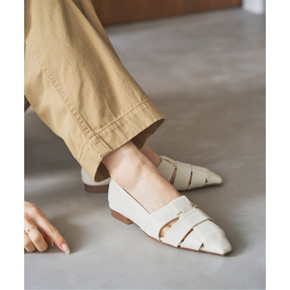 ポインテッドサシメッシュフラット | ルタロン(LE TALON