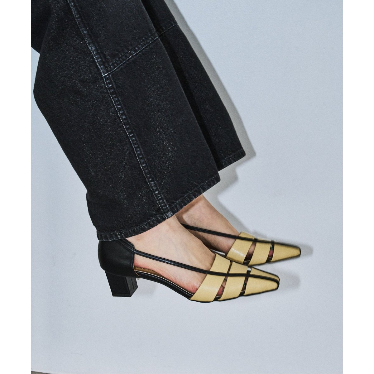 GRISE 4cmナロースクエアカットセパレートパンプス GRISE4cmナロースクエアカットセパレートパンプス | ルタロン(LE