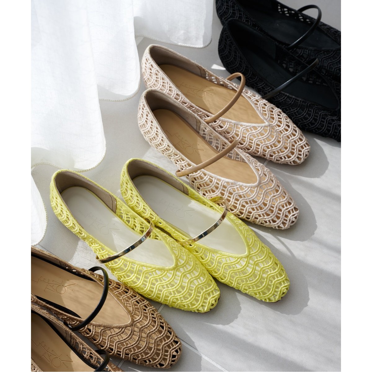 ルタロン　クロシェストラップフラット 追加3》スクエアクロシェストラップフラット | ルタロン(LE TALON