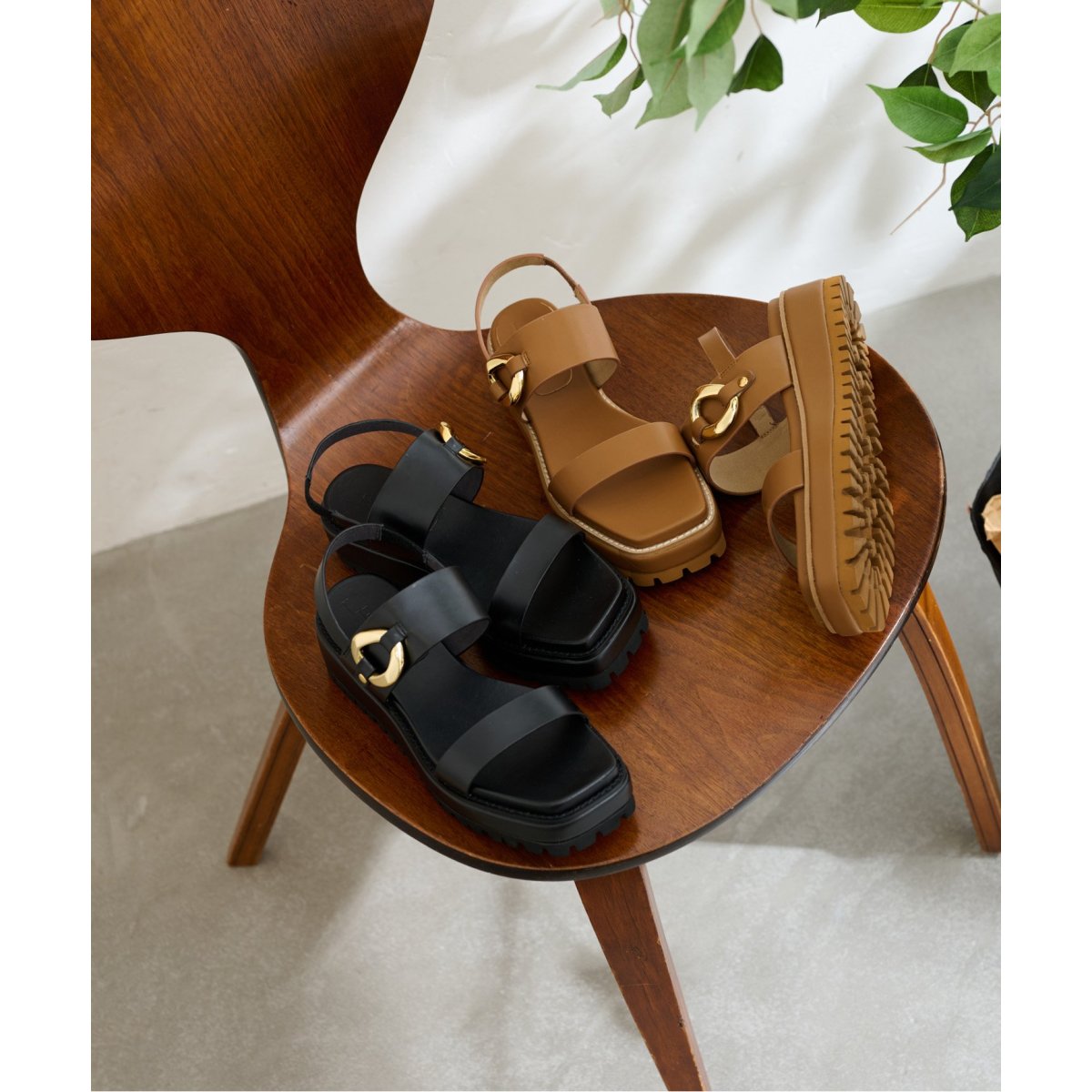 追加》アツゾコメタルリングサンダル | ルタロン(LE TALON