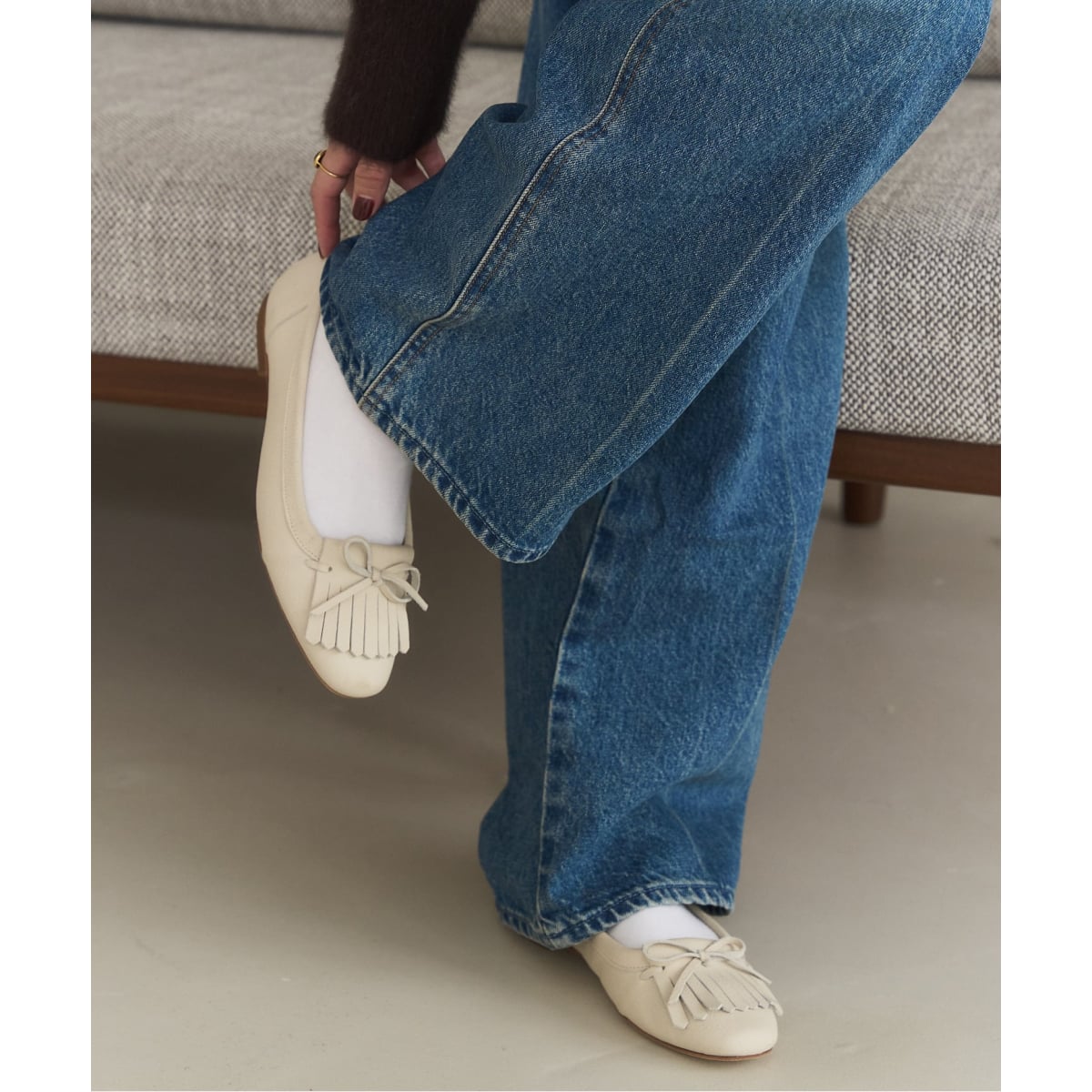 新品） ルタロン レザーキルトタッセルフラット ホワイト23 追加5》レザーキルトタッセルフラット | ルタロン(LE TALON