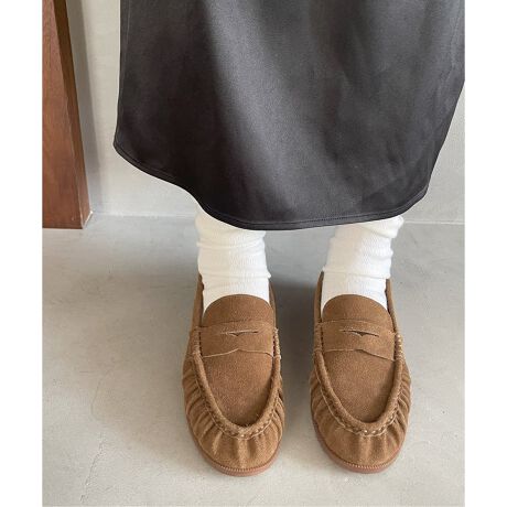 [^:25172820620930]JɃMU[񂹂Ȃ1DŎdグĂ郍[t@[B_炩ȋvXG[hgpAcނŏɗ}\tgȗSn͂łBMU[̃fUC_炩ۂ^A炵킹Ă1BfłbOEFA킹lɂȂAڈȏɖ\ȃACełByX^btpRgzsX^btUtiTCY:23.5/pTCY:23.5TCYF fŗĂ⏬ߗSnF̃TCY𗚂Ă⏬߂łB24cmȂ\bNXłB_炩Abp[ő݂悭AՂłBsX^btAtiTCY:24.5/pTCY:25TCYF n[tTCYAbvŒx悢SnF̃TCYŒx悢TCYłB\bNX͔Ȃ炱̂܂܂łłb̂ł⋇܂BU[߂Εʂ̃\bNXłłB\[̕Ԃ肪悭₷łB*XG[hU[̈ח̐FڂɂӂB*VRvgpïׁAi̎dオɌ̍܂BVEFɂ܂ĂA\߂B*Ɩ̊֌WɂAۂFČꍇ܂B܂p\REX}[gtHȂǂ̊ɂA኱iƉ摜̃J[قȂꍇ܂B*i̐F́AiAbv摜QƂB