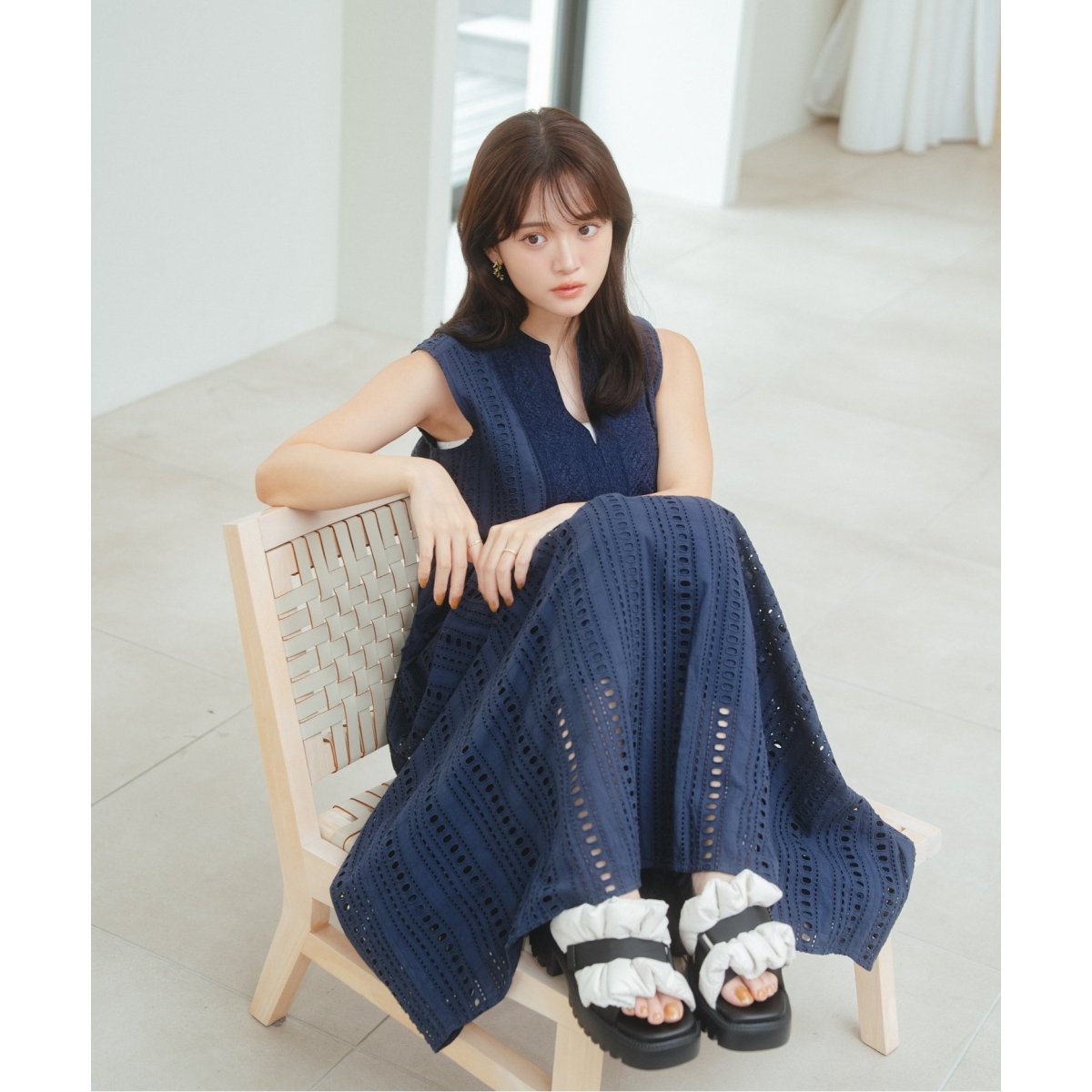 追加》KARIN TAKUBO×LE TALONフリルクロススリングバックサンダル