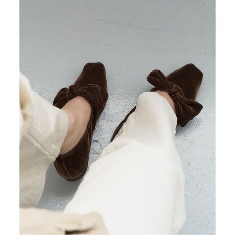 [^:25182820325330]bɌ΂ꂽ傫ȃ{fUC|Cg̃tbgV[YB{͂ătɌ񂾂悤Ȍ`ɂAܐXNGAgE̗pĂ̂ŊÂT߂ȈۂɁBɂ邭SɗDtBbgA{bĂ̂ň芴̂闚SnłBJWAȃ{gXɂ͂ÂTefނƂD1ByX^btpRgzsX^btStiTCY:23.5/pTCY:23.5TCYF 23.5ł҂BSnF̃TCYfŗĂ҂BɃSzĂ̂ŃWXgtBbgŗ܂Bƕ͏_炩œ銴Ȃ܂B*Ɩ̊֌WɂAۂFČꍇ܂B܂p\REX}[gtHȂǂ̊ɂA኱iƉ摜̃J[قȂꍇ܂B*i̐F́AiAbv摜QƂB