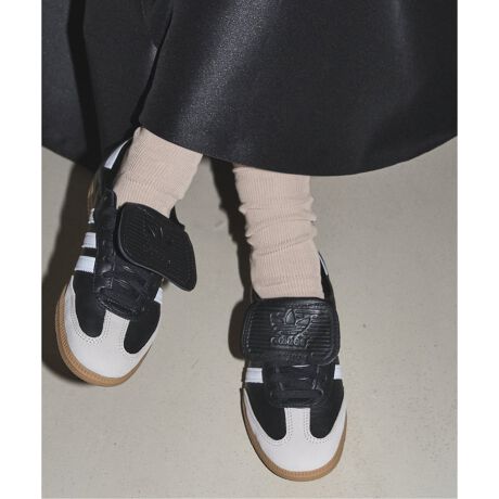 [^:25093826001830][J[iԁFIG2010Д̔TCYF[J[TCY230F06235F065240F07245F075250F08Д̔J[F[J[J[ubN(001)FRAubNVɐ܂Ԃdl̃V[^̗pāAIWifigSAMBA LThoꂵ܂Byadidas/AfB_Xz1920NAhCc̃Ahtƃht̃_X[ZɂāAu_X[ZЁvƂđnƂB̌AnƎ҃AhtE_X[̒ʏ́uAfBvƃZJhl[u_X[vɂȂŁuAfB_XvƖBōĂX|[cV[Y̕⋭ׂ̈ɕ҂ݏoꂽR{̃ohAł̓AfB_X̏ےƂȂĂB*gpɂȂOɁAiɓĂ钍ӏKmFŁAgp悤肢v܂B*CGꂽԂł̐FڂɂӂB*VRvgpïׁAi̎dオɌ̍܂BVEFɂ܂ĂA\߂B