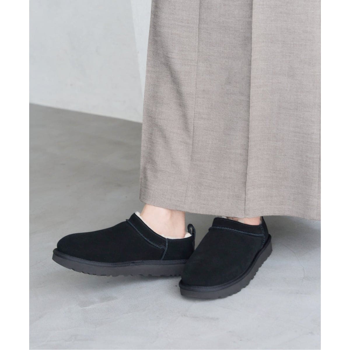 [}C]UGG/AO W CLASSIC MICRO/^iLE TALONj ubN