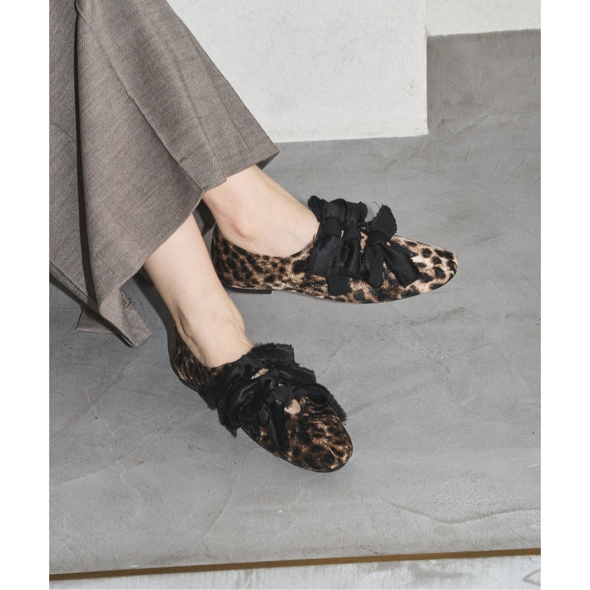 ルタロン　GRISEサテンリボンバレリーナ