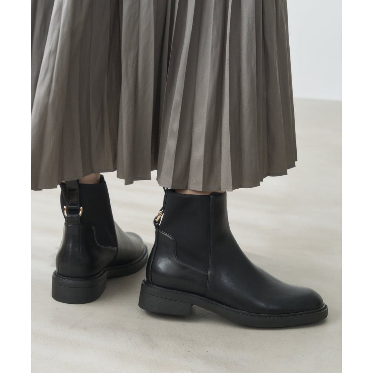 新品未使用 ルタロン ショートブーツ 厚底ラグ サイドジップ ブラック SS 2025年最新】Le Talon レディース ブーツの人気アイテム - メルカリ