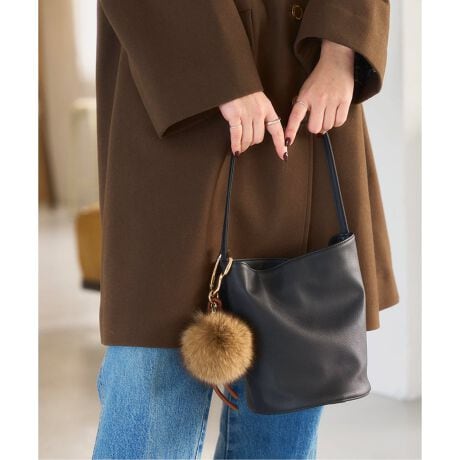 [^:25092825009130]ۂ݂̂tH_炩Ȉۂ̃oPcobOBRpNgȌڂȂAL߂̃}`Ŏ[͂̂|CgłBVvȃnh̃fUCłǂȃR[fBl[gɂ킹Ă܂B*Ɩ̊֌WɂAۂFČꍇ܂B܂p\REX}[gtHȂǂ̊ɂA኱iƉ摜̃J[قȂꍇ܂B*i̐F́AiAbv摜QƂB