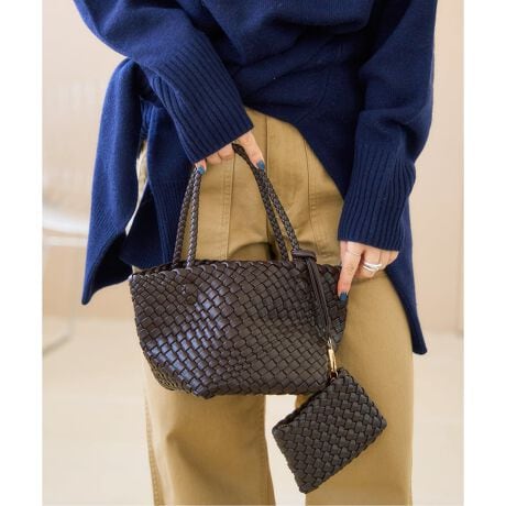 [^:26092825004010]萔ʂɒBAߐ؂ƂȂ܂Д̔TCYF[J[TCYt[TCY(009)FFД̔J[:[J[J[i`(016)F7IVORYuE(020)F1001DBROWNJɕ҂ݍ񂾃gh̃bVg[gobOBLE TALON̕ʒJ[ł肵AȂꂽ͋CŎĂACełByĎg₷A蕔Ȃ₩Ō|\Bfނ̃|[`ANZgɂȂ菬[ɂ֗łBfC[炨o܂ŕL􂷂iȃobOByVELETTO / xbgz20IɃXyCŊv̌CAobO𐶎YHƂĐݗꂽuhBiƎgSn̂悳Ƃ{ۂAŐVghꂽi𐶎YĂ܂BߔN̓TXeiuȊϓ_Synthetic leather()fނƂobOCȂǂ̐Yn߁AD]𓾂Ă܂B*Ɩ̊֌WɂAۂFČꍇ܂B܂p\REX}[gtHȂǂ̊ɂA኱iƉ摜̃J[قȂꍇ܂B*i̐F́AiAbv摜QƂByӎzE摜̏i̓TvłBۂ̏iƎdlAH኱قȂꍇ܂BETCY\L͂܂ŖڈƂȂ܂BE׏󋵂ɂA͂\肪Oシꍇ܂BEqlւ̔X̔xꍇ܂BEǉYíAꕔ̓X܁Aʔ̂Ŕ̔̏ꍇ܂B\߂B