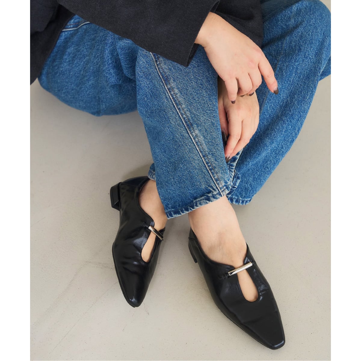 GRISE4.5cmレザーポインテッドミュール | ルタロン(LE TALON) | マルイ