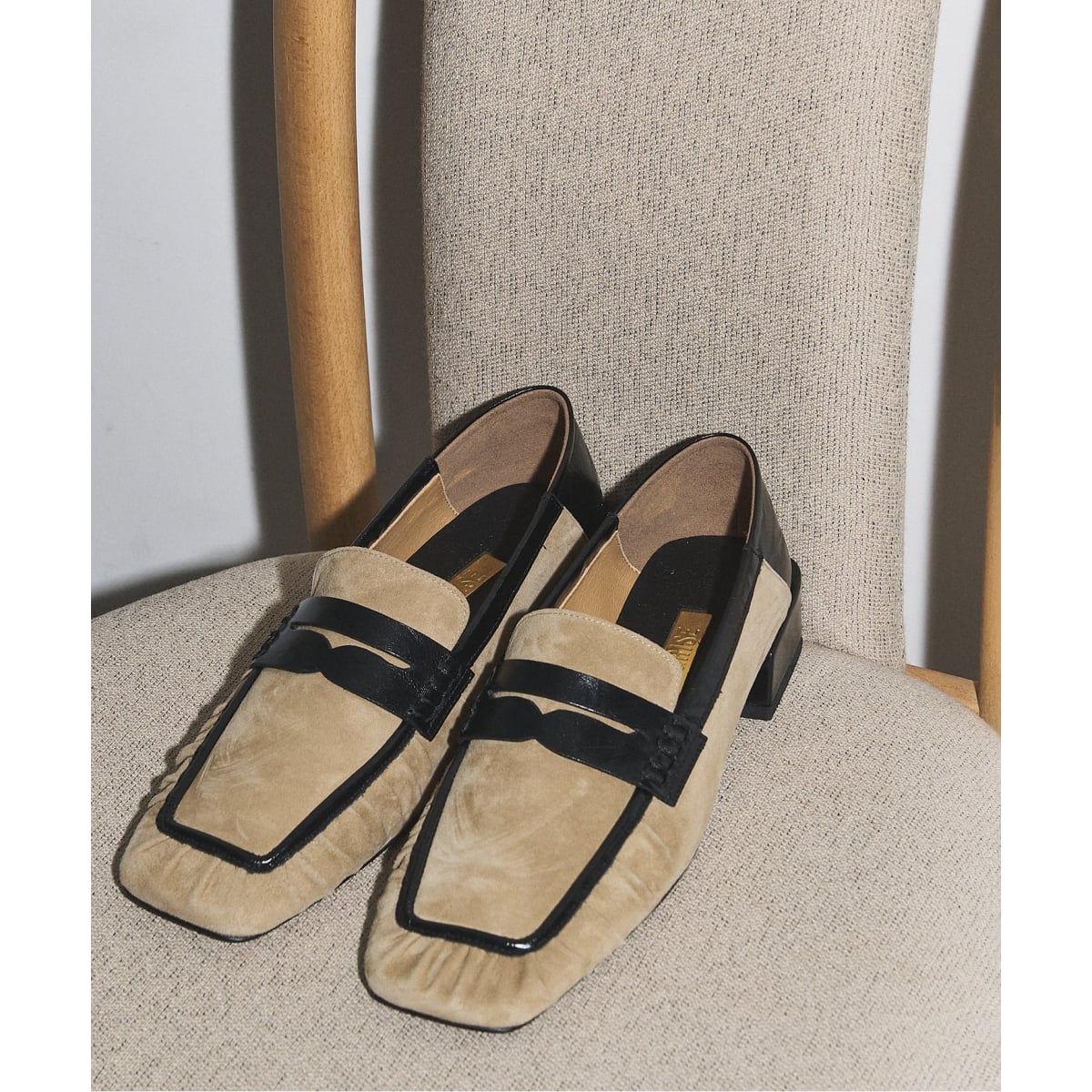 予約》GRISEレザースクエアギャザーローファー | ルタロン(LE TALON