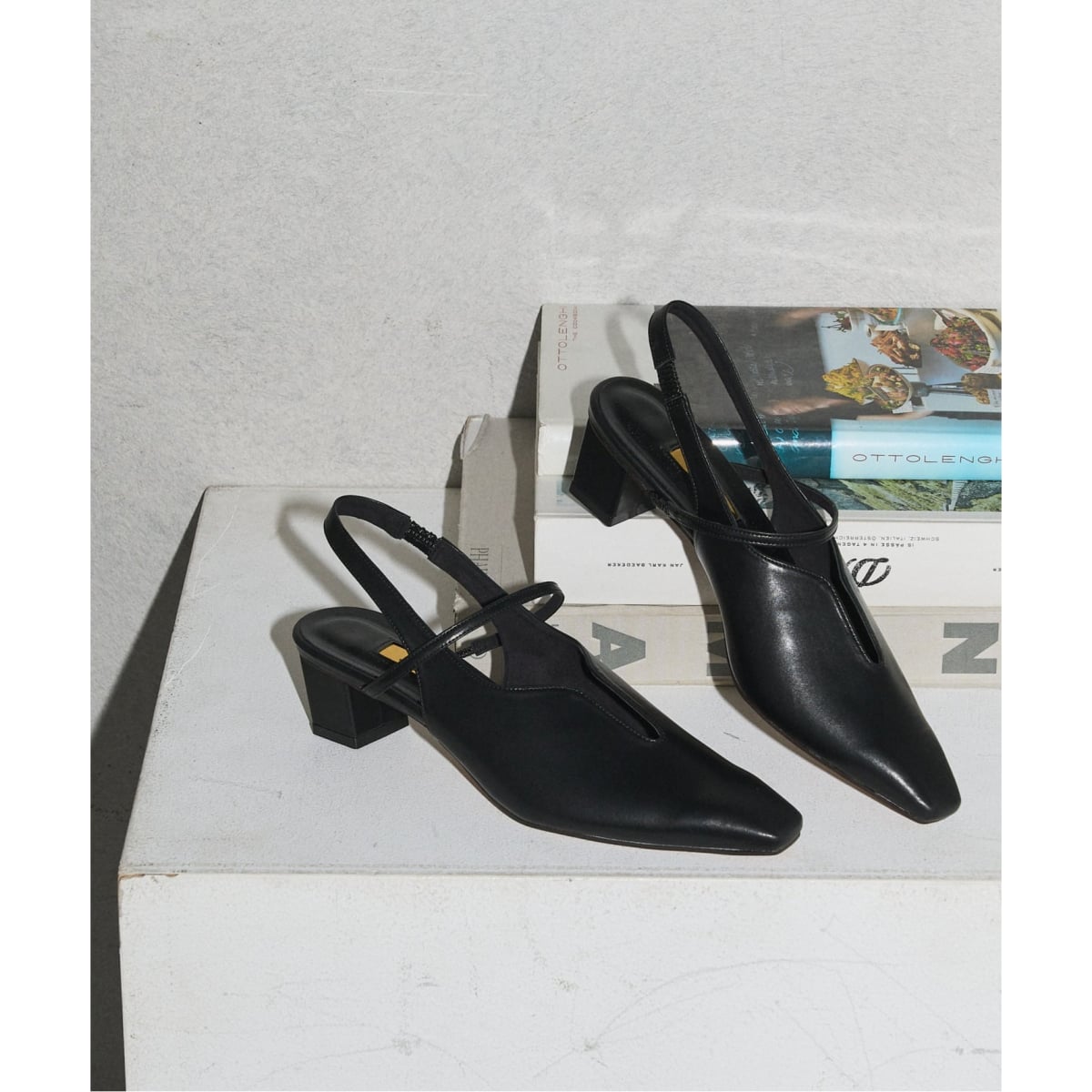 《追加予約》GRISE4cmナロースクエアウェーブスリングバック