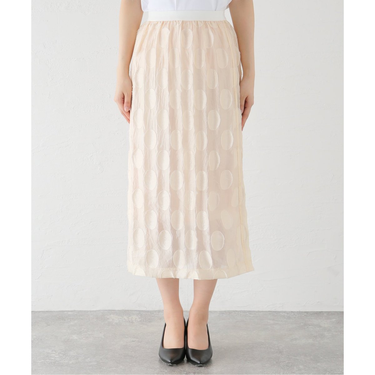 トラッツォドンナTORRAZZO DONNAコラボフローラルシアーフレアトップス 優待価格[TORRAZZO DONNA]シアーブラウス | KOBUNSHA SELECT