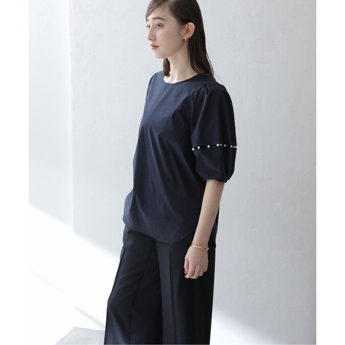洗える】ファジーリネンニュアンスベルテッドブラウス