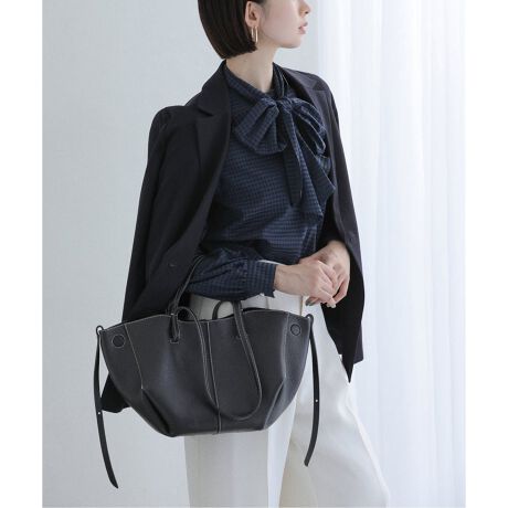 [^:25051140848030]y2025AWzLa Totalite{E^CfUCɌy₩ȃVA[MKfނ|킹Ai؂₩ȈꖇB悢VA[fނoAƌȂ炵ĂĂ܂BƂ̂VGbgƂӂƂ̃tHẪCEɂAbNX̂钅SnB{E^C͎OƂ\Ȃ̂ŋCɍ킹Ȃy݂܂BŎ􂢉\Ȃ̂|CgBIIt킸􂷂Aꂢߔhɂ߂̖\uEXłBF藠nFȂLkFȂ򊴁FȂňFyX^btpRgzsX^btFmizukitg:160cm/̌^:/iTCY:S~M/pTCY:t[TCYFg͂Ƃ肪܂B͍ۂB܂BfފF߂ȂVA[fށBItBXłCɂpłBSnFły₩ŗCBH肩炷Ɋ􂵂ĂꂻB舵ɂẮAiɂĂi\łmFBƖ̊֌WɂAۂFČꍇ܂B܂p\REX}[gtHȂǂ̊ɂA኱iƉ摜̃J[قȂꍇ܂Bi̐F́AiAbv摜QƂBpfgF164cm@pTCYFt[