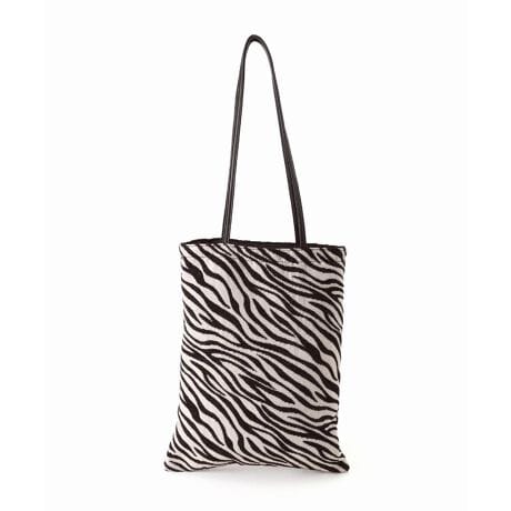 [^:25092150000440]iԁFQY25AW605-LTTCYɂĕД̔TCYF[J[TCYt[TCYFFJ[ɂĕД̔J[F[J[J[ubNA(002)FIp[hubNB(003)F[uD]̃g[gobOǉI͕iԁF25092150001730̒ǉiłBubNA(Ip[h)͏L肨߂܂By2025AWzLa TotaliteLa TotalitẽIWig[gobOoBAj}̃WJ[hngpĂA\̂g[gobOłBA4TCY̓ctHg₷AfC[Ɋ􂵂Ă܂TuobOƂĂ􂵂IPC̏dʁA܂͐@Ȃǂ̓NbVpł͖ߐł˂܂B肢܂B摜̓TvłBۂ̏i͎̕tɕ⋭Xeb`܂B舵ɂẮAiɂĂi\łmFBƖ̊֌WɂAۂFČꍇ܂B܂p\REX}[gtHȂǂ̊ɂA኱iƉ摜̃J[قȂꍇ܂Bi̐F́AiAbv摜QƂB