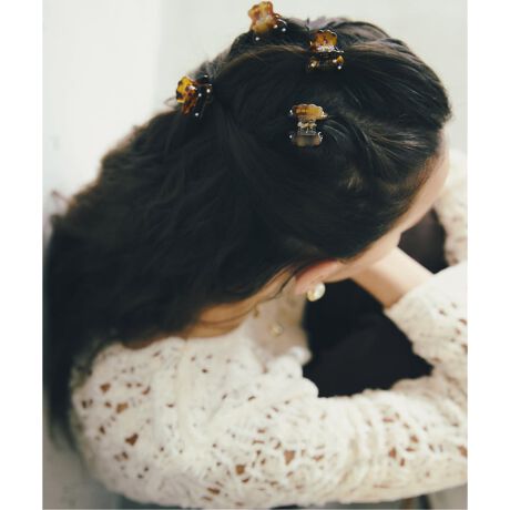 [^:25090150002340]y2025AWzLaTotalite-----------yperle, by SAORI TANABEzlCX^CXgȂׂ肳La Totalite鏉̃wAANZT[CollaborationACe܂Buhperle,uyvƂ̓tXŁh^hӖ܂BЂƂЂƂSACẽl[~OɂڂłB-----------܂ŃNbT̂悤ȃ~jNbv4ZbgɁB2FقȂuEMIXƂŁA4tƂɃjAX̂镵͋Cy߂܂Bperle,̃V{ƂāAVK[̂悤ȏȃp[U΂߂܂BProfileȂׂ-stylistuh̃IEhfBAA^g̈ߑȂǕLX^CO|BiffAiXgAp[\iJXgBl YouTube ł́AghW Vlog 𔭐MB舵ɂẮAiɂĂi\łmFBƖ̊֌WɂAۂFČꍇ܂B܂p\REX}[gtHȂǂ̊ɂA኱iƉ摜̃J[قȂꍇ܂Bi̐F́AiAbv摜QƂB