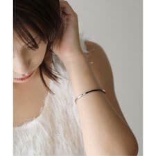 SOAC/ソーク Oval Bangle