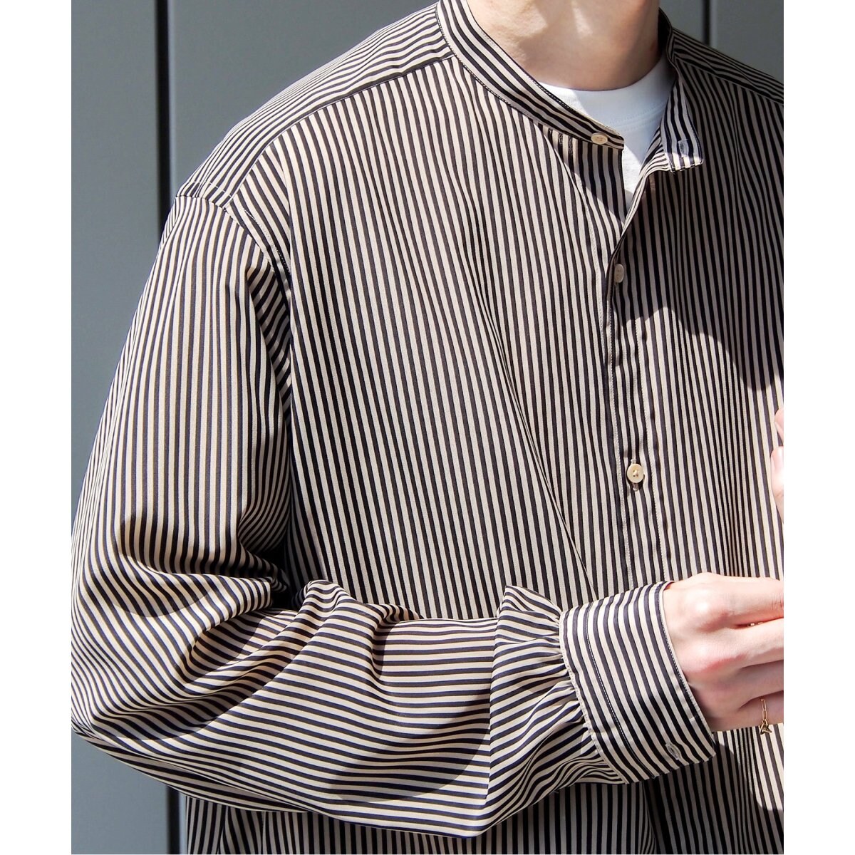 【LA BOUCLE】 スタンドカラーシャツ デシンストライプ LA BOUCLE】 スタンドカラーシャツ デシンストライプ - メルカリ
