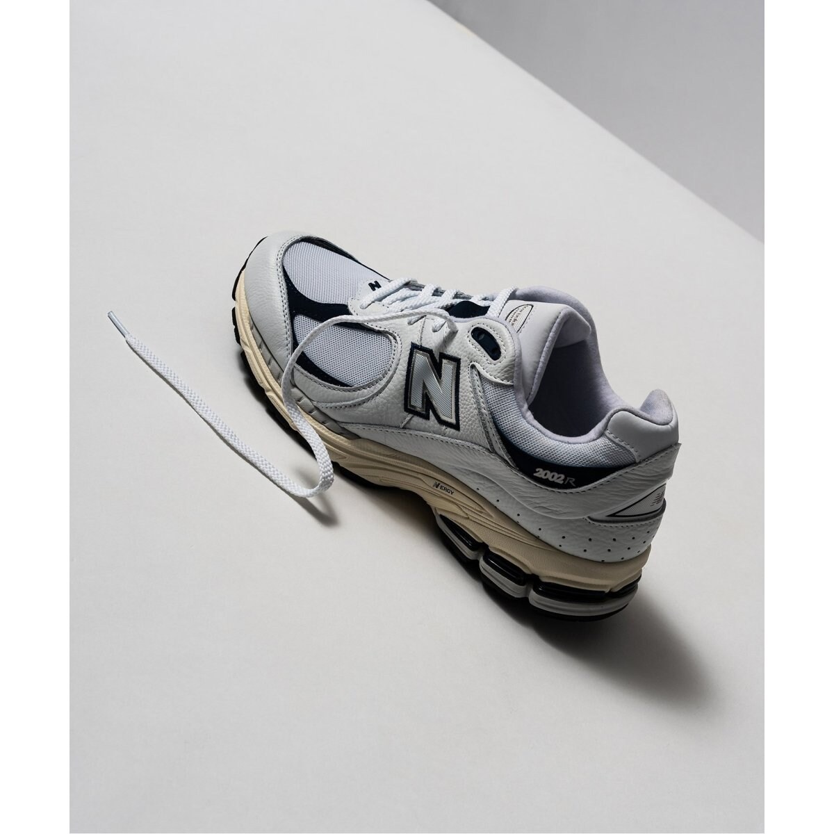 New Balance / ニューバランス】M2002RHQ | エディフィス(EDIFICE