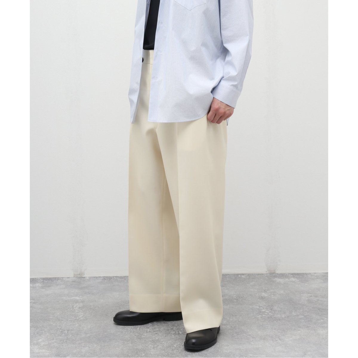 HUM VENT - SOLIS CAVALRY TROUSERS IVORY