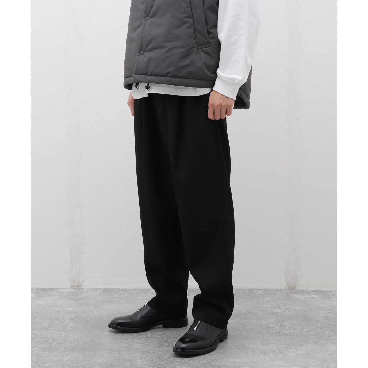 ATON (エイトン) BACK SATIN TAPERED PANTS PRAGCW0707 | エディフィス(EDIFICE) |  マルイウェブチャネル