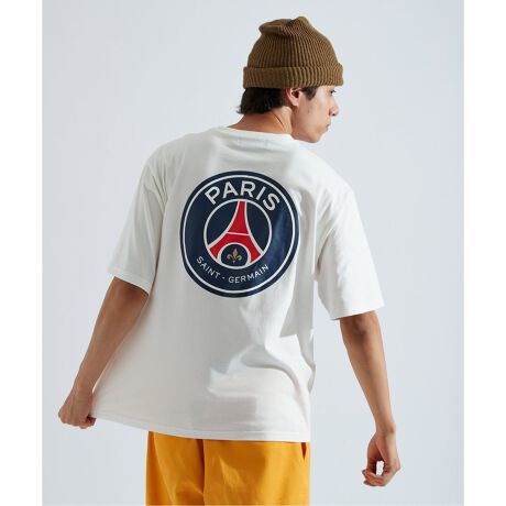 [^:25071340102010]t@bVL[^[E''POGGY''j肪VȃuhqDEAR BOROrƂ̓ʂȃR{[VACey؁gPoggyhjz1976NAkC܂BwZ𑲋ƌAZNgVbvɓЁBZ[XAvXAfBN^[o2018NɓƗBNLEVI'S MADE & CRAFTEDƎg̃vWFNgłPOGGYTHEMANƂ̃R{[VAPUMA SUEDE 50NɎQBf19NɂHAMILTONAf21NJIMMY CHOO / ERIC HAZE curated by POGGYRNV𐢊EŔȂǁAR{[Vuh̃fBNV肪ĂBPOGGY fBNVɂ|VF̃ApCoAPOGGYhjv`|VF̃h[X^CBPOGGY`̃|VFX^CԂƃApRNVƂƂɏЉB܂Ag̃vWFNgPOGGYTHEMANAPOGGYfS BOXłϋɓIȊsĂByParis Saint-Germain / pETWF}zpETWF}1970NɐݗA2011NQSINu𔃎ĈȗAẼgbvTbJ[NuѐEIȃX|[cuh1ɕϖe܂BuEj[NVeBEEj[NNuṽX[KfA{npB̃vTbJ[NuƂđ݁BȗA킸10NԂ27An獇v45̃gtB[lAtXōłTbJ[NuɂȂ܂B܂AiEW[jAxbJACuqrb`AČ݂̓lC}[AGoyAbV܂ޑ̑f炵I肪ݐЁE􂵂Ă܂BNu̍ۓIȐlC͔NX܂葱A݁AEōł\[VfBAɂătH[ĂNu1łA킸9NԂ01l𒴂R~jeBɊg債Ă܂B܂AEWJƂāAVK|[ƃh[nɍێJ݂Ă܂B2016Nɂ́AjqTbJ[AqTbJ[Anh{[A_eX|[cǉAIȃX|[cNuƂȂ܂BXɁAЉdɂĒnɊҌ邱Ƃ̓Nȕdvȃ~bVƐMĂÃvWFNgWJĂ܂BłANupɊJ݂Ăubhu[EXN[vWFNgv́ANu̎҂ւ̕dɑ΂R~bgg\Ă܂ByӁzƖ̊֌WɂAۂFČꍇ܂B܂p\REX}[gtHȂǂ̊ɂA኱iƉ摜̃J[قȂꍇ܂Bi̐F́AiAbv摜QƂBfTCY:g:180cm pTCY:XL