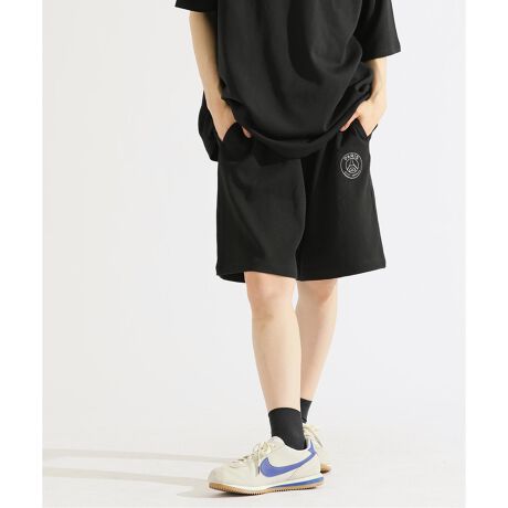 [^:25031340000610]pETWF}iPSGjSfA}XgnuȃXEFbgn[tpcoIIׂ5J[IpETWF} S XEFbgn[tpćAfC[oAꖇŉKX^CbVBVvȂꂽfUCŁAX|[cV[^E[XAbNXԂ܂ŁAV[ő劈ԈႢȂ̈ꖇłBG̗ǂXEFbgfނ́AxȂȂقǂ̉KBCɓJ[āAÑJWAX^Cy݂܂񂩁HACẽ|CgEڂɂꂽNuGuA肰ȂANZgɁBt@Ȃ炸Ƃڂ䂭AX^CbVȃfUCBEG肪ǂA悢݂̃XEFbgfނgpB₷AXgXt[ȒpŁAANeBuȈKɃT|[gBEx[VbNȃtHŁAǂȃgbvXƂQBTVcƍ킹ăJWAɁAVcHDďLC߂ɂȂ钅񂵗́BETChɂ̓X}[gtH⏬Ǝ[łpIȃ|PbgzuBԂł̂oɂ֗łBEIׂLxȃJ[oG[VŁAx[VbNghJ[܂ň5FWJBfނ̃Jbg\[ƃV[cł̃ZbgAbvpIXXiԁF25071340001710iFyParis Saint-Germain / pETWF}z METALIC LOGO T-SHiԁF25031340000610iFyParis Saint-Germain / pETWF}z JP METALIC LOGO SHORTSyParis Saint-Germain / pETWF}zpETWF}1970NɐݗA2011NQSINu𔃎ĈȗAẼgbvTbJ[NuѐEIȃX|[cuh1ɕϖe܂BuEj[NVeBEEj[NNuṽX[KfA{npB̃vTbJ[NuƂđ݁BȗA킸10NԂ27An獇v45̃gtB[lAtXōłTbJ[NuɂȂ܂B܂AiEW[jAxbJACuqrb`AČ݂̓lC}[AGoyAbV܂ޑ̑f炵I肪ݐЁE􂵂Ă܂BNu̍ۓIȐlC͔NX܂葱A݁AEōł\[VfBAɂătH[ĂNu1łA킸9NԂ01l𒴂R~jeBɊg債Ă܂B܂AEWJƂāAVK|[ƃh[nɍێJ݂Ă܂B2016Nɂ́AjqTbJ[AqTbJ[Anh{[A_eX|[cǉAIȃX|[cNuƂȂ܂BXɁAЉdɂĒnɊҌ邱Ƃ̓Nȕdvȃ~bVƐMĂÃvWFNgWJĂ܂BłANupɊJ݂Ăubhu[EXN[vWFNgv́ANu̎҂ւ̕dɑ΂R~bgg\Ă܂ByӁzƖ̊֌WɂAۂFČꍇ܂B܂p\REX}[gtHȂǂ̊ɂA኱iƉ摜̃J[قȂꍇ܂Bi̐F́AiAbv摜QƂB