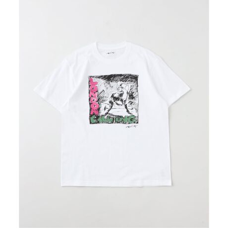 [^:25071300990030]THE CLASHF̃ItBVEEH[EA[eBXgARAYLOWRTiC[[j``̏uԂvgʂTVcB1979Nj[[NłTHE CLASHCuAx[VXg̃|[EVmtF_[̃x[XM^[@錃̈u؂V[ABꖳ̃^b`ōČ܂Bh̃C[[c̐𓾂āAœWJBpN̗jƏMZAl̗VѐSӂꒅByƃA[gɂ߂̓ʂȃACełByRAYLOWRT(C[[)zRAYLOWRT(C[[)́ATHE CLASHF̃ItBVEA[eBXgƂĒm`IȃA[eBXgB1976NAZbNXEsXgỸcA[THE CLASHƏoӋCBȍ~Aoh̏ےIȃWPbg肪ABWAʂő傫ȉe^܂BnhXPb`𒆐SɁATHE CLASH̃Cu1970Nネh̊X݂`AL㗝XΖ̖T特yGŘAڂSB2008N]񎞂ɂ́ÃA[eBXgɂ܂ApN[ug̏dvȃBWAACRƂčĂ܂ByTHE CLASH(UENbV)z1976NɃhŌꂽpNEbNohBZbNXEsXgYƕсAUKpN̏ےI݂ƂčLmĂ܂BsIbZ[WƁAQGAXJAt@NAqbvzbvȂǑʂȉyꂽvVIȃTEhŁApN̘g𒴂ĐEɑȉe^܂B\wLondon CallingxwCombat RockxȂǂ͍ȂpAbNjɖރWFhohłByӁzƖ̊֌WɂAۂFČꍇ܂B܂p\REX}[gtHȂǂ̊ɂA኱iƉ摜̃J[قȂꍇ܂Bi̐F́AiAbv摜QƂB