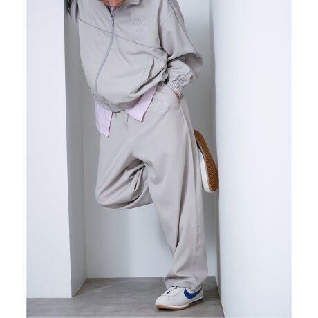 [^:25030340000230]ꂽl̃JWAX^CATChC胏ChpcĨVGbgƃfBe[ƂChVGbǵǍ^Jo[AȂꊴoBɌčLghCNȃfUCArʂ҂Ă܂BEGXg̓Sƃh[XgOdlŁAXgXt[ȐSnAɁATChɂꂽׂ߂̃pCsOCA肰ȂANZgƂȂApcŜɐꂽۂ^܂B㎿ȑfފƒSnG肪ǂA悢n̂fނgpB̂鐶nAh[v𐶂ݏoAiȒȂT|[g܂BfC[[X͂AƂoɂ҂ȁAKȒpłB񂵗͔Q̃x[VbNJ[ǂȃgbvXƂ킹₷Ax[VbNȃJ[WJpӂ܂BO[A:F_炩Â݂ہBi`ŗD͋CɁBubNFԂȂA[hœsIȈہAȂ߂܂BJ[LFFŁAl̐ꂽ͋CoBfނ̃WPbgƃpcł̃ZbgAbvpIXXiԁF25011340000030iFPSG JP REFLECTOR PIPING TOPiԁF25030340000230iFPSG JP REFLECTOR PIPING PANTSyParis Saint-Germain / pETWF}zpETWF}1970NɐݗA2011NQSINu𔃎ĈȗAẼgbvTbJ[NuѐEIȃX|[cuh1ɕϖe܂BuEj[NVeBEEj[NNuṽX[KfA{npB̃vTbJ[NuƂđ݁BȗA킸10NԂ27An獇v45̃gtB[lAtXōłTbJ[NuɂȂ܂B܂AiEW[jAxbJACuqrb`AČ݂̓lC}[AGoyAbV܂ޑ̑f炵I肪ݐЁE􂵂Ă܂BNu̍ۓIȐlC͔NX܂葱A݁AEōł\[VfBAɂătH[ĂNu1łA킸9NԂ01l𒴂R~jeBɊg債Ă܂B܂AEWJƂāAVK|[ƃh[nɍێJ݂Ă܂B2016Nɂ́AjqTbJ[AqTbJ[Anh{[A_eX|[cǉAIȃX|[cNuƂȂ܂BXɁAЉdɂĒnɊҌ邱Ƃ̓Nȕdvȃ~bVƐMĂÃvWFNgWJĂ܂BłANupɊJ݂Ăubhu[EXN[vWFNgv́ANu̎҂ւ̕dɑ΂R~bgg\Ă܂ByӁzƖ̊֌WɂAۂFČꍇ܂B܂p\REX}[gtHȂǂ̊ɂA኱iƉ摜̃J[قȂꍇ܂Bi̐F́AiAbv摜QƂB