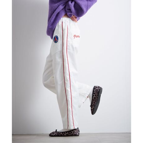 [^:25030340000530]X|[eB[hɏ؁BVeB{[C̑AꂽgR[ETChC gbNpcBpETWF} (PSG) ̃GbZXꂽA{ȃChVGbg̃gbNpcłBJWAȃACeȂǍvZꂽfUCől̃Xg[gX^Ciグ܂BTChĆA `[J[łԂ̃pCsO𗼃TChɎ{Ac̃CBrʂ炵AX|[eBȃANZgĂ܂B̃|Pbgt߂ɂ́APSG̃ACRjbNȃGubyzuÃobN|Pbgt߂ɂ́Ap̕ʖłuPanameipijṽShJĂAsIȃ[ho܂BɌăXgƗ郋[YtBbg/ChVGbg̗pA]̃gbNpcɂ͂ȂAbNXƃ_ȕ͋Co܂Bfނ̃WPbgƃpcł̃ZbgAbvpIXXiԁF25011340000230iFyParis Saint-Germain / pETWF}z JP Iconic Satin ZipiԁF25030340000530iFyParis Saint-Germain / pETWF}zJP Iconic Satin PantsyParis Saint-Germain / pETWF}zpETWF}1970NɐݗA2011NQSINu𔃎ĈȗAẼgbvTbJ[NuѐEIȃX|[cuh1ɕϖe܂BuEj[NVeBEEj[NNuṽX[KfA{npB̃vTbJ[NuƂđ݁BȗA킸10NԂ27An獇v45̃gtB[lAtXōłTbJ[NuɂȂ܂BNu̍ۓIȐlC͔NX܂葱A݁AEōł\[VfBAɂătH[ĂNu1łA킸9NԂ01l𒴂R~jeBɊg債Ă܂B܂AEWJƂāAVK|[ƃh[nɍێJ݂Ă܂B2016Nɂ́AjqTbJ[AqTbJ[Anh{[A_eX|[cǉAIȃX|[cNuƂȂ܂BXɁAЉdɂĒnɊҌ邱Ƃ̓Nȕdvȃ~bVƐMĂÃvWFNgWJĂ܂BłANupɊJ݂Ăubhu[EXN[vWFNgv́ANu̎҂ւ̕dɑ΂R~bgg\Ă܂ByӁzƖ̊֌WɂAۂFČꍇ܂B܂p\REX}[gtHȂǂ̊ɂA኱iƉ摜̃J[قȂꍇ܂Bi̐F́AiAbv摜QƂB