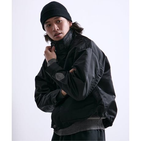 [^:25010340112040]sIȃ^tƃp̐ZBGuAl̂߂̃X^hJ[u]B񌳂͂ƂX^hJ[ŁAXibv{^ANZgɂȂĂ܂Bɂ́APSG̃Gu`[tɂT[N^̃pb`zuBg[EIEg[ŁApCsÕfUC{AX|[eB咣AiȃANZgɂȂĂ܂Bɂ͏c^̃Wbv|PbgATChɂ̓tbvt̑傫߂ȃ|PbgzuA@\ƃfUC𗼗Ă܂BgɂƂAƑiۂ݂̂o[VGbg̗pBghÃjbg̏ɂHD₷݌vłByParis Saint-Germain / pETWF}zpETWF}1970NɐݗA2011NQSINu𔃎ĈȗAẼgbvTbJ[NuѐEIȃX|[cuh1ɕϖe܂BuEj[NVeBEEj[NNuṽX[KfA{npB̃vTbJ[NuƂđ݁BȗA킸10NԂ27An獇v45̃gtB[lAtXōłTbJ[NuɂȂ܂B܂AiEW[jAxbJACuqrb`AČ݂̓lC}[AGoyAbV܂ޑ̑f炵I肪ݐЁE􂵂Ă܂BNu̍ۓIȐlC͔NX܂葱A݁AEōł\[VfBAɂătH[ĂNu1łA킸9NԂ01l𒴂R~jeBɊg債Ă܂B܂AEWJƂāAVK|[ƃh[nɍێJ݂Ă܂B2016Nɂ́AjqTbJ[AqTbJ[Anh{[A_eX|[cǉAIȃX|[cNuƂȂ܂BXɁAЉdɂĒnɊҌ邱Ƃ̓Nȕdvȃ~bVƐMĂÃvWFNgWJĂ܂BłANupɊJ݂Ăubhu[EXN[vWFNgv́ANu̎҂ւ̕dɑ΂R~bgg\Ă܂ByӁzƖ̊֌WɂAۂFČꍇ܂B܂p\REX}[gtHȂǂ̊ɂA኱iƉ摜̃J[قȂꍇ܂Bi̐F́AiAbv摜QƂB