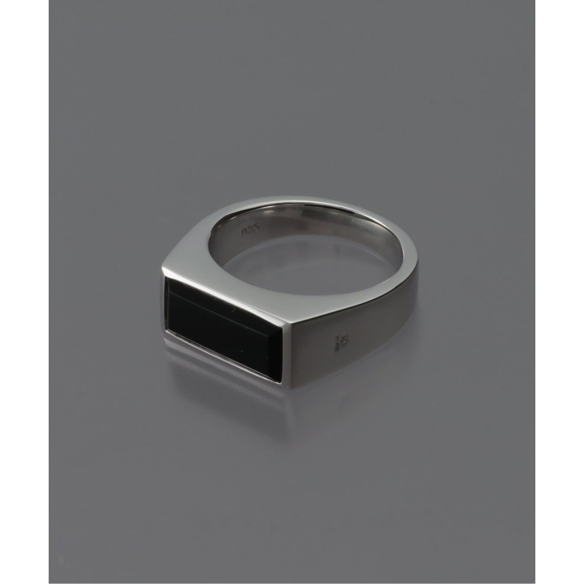 TOM WOOD / トムウッド】PEAKY RING POLISHED ONYX | 417 エディフィス