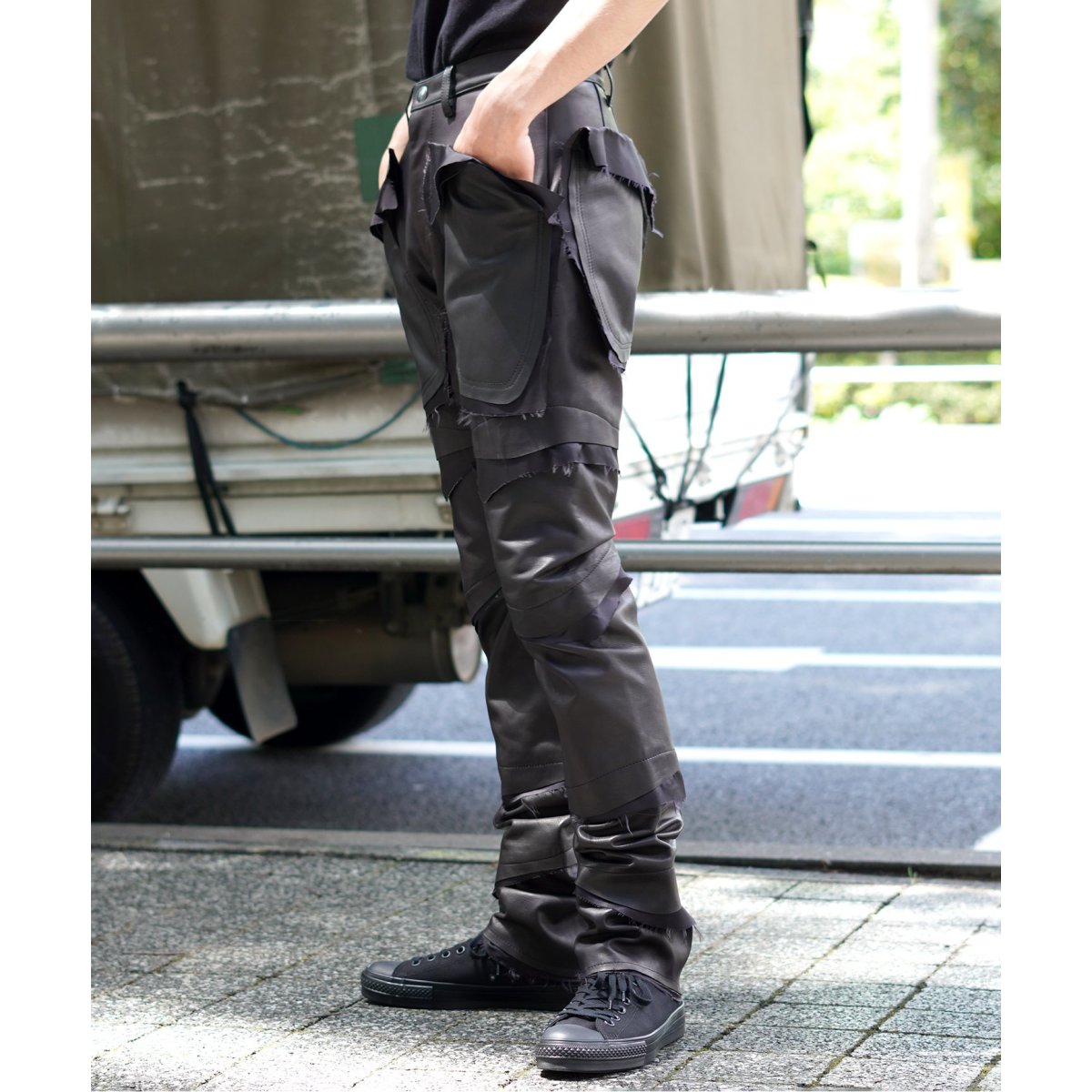 SULVAM / サルバム】SCARS HORCE LEATHER TROUSERS | 417 エディフィス