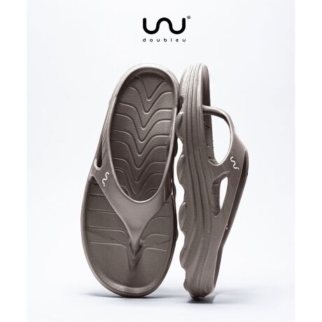 [^:25093313003210]N咍ڂDoubleu / _u[̃T_oIC^AŃfUCAC^A̋ZpƃCh̃TvC[pămÂWJĂADoubleu / _u[z NbVƈwIɊÂ݌vꂽȃAEg\[ƃC\[ŐĝT|[gBɖhHRۑfނgpKȎgpT_łBC^ÃfUC`[ɂfUCꂽ^̃VGbg͍܂ł̃RtH[gT_Ƃ͈ႢAɃt@bV̍iłBZERO EVAEZERO EVA̓TCNvX`bN20%gp邱ƂŊɔzY\ɂĂ܂BEڒ܂Si܂͈؎gpA w؎gpĂȂ̂BE̎̃T_͉ď̍ŏk݂̂łAZERO EVAɊւĂ͎kɂ荂NIeB[ێBĚ`ɃtBbgT|[gNbVIŏՌጸBGAւ̕Sy悤݌vĂ܂BEhHɂÃANeBuȃV[ł̃ptH[}XBE\[̉ʂ̏d𕪎UT|[gBñuh܂BEwƂܐ̈͂JAܐɗ͂悤ɃT|[gE[߂̃q[Jbvn̈芴߁Aʂő̓őɃRg[ERۑfނgpC̒~ςy001ubNFBLACK006O[@FCARBONE020uEFC BROWNydoubleuz2017NɃX^[g{㗤́g Doubleuh̐i̓C^AŃfUCAC^A̋ZpƃCh̃TvC[gpĕWJĂ܂B25 W4@MEN