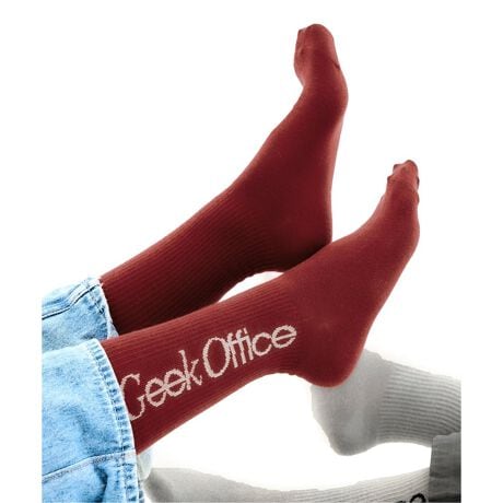 [^:25094318000120]M[NItBXIWǐCoIVvȃSŃJ[O̓M[NItBX炵O[ƃbĥQFWJƂȂĂ܂ByGeek Office / M[NItBXzuGeekI^Nv̈Ӗ߂āAt@bVx̍Ɍ؍uh̃ZNgVbvłBIȃuh܂ŁA؍uhD̂߂̋Ԃ܂BfBN^[FHaruki KoyamauhfBNVASNS}[PeBOȂǑʂŊ􂷂NGC^[/CtGT[B؍t@bVJ`[ÃuhvWFNg肪ĂoAuGeek OfficevʂĊ؍uh̖͂𔭐MB舵ɂẮAiɂĂ戵\ɂĂmFBƖ̊֌WɂAۂFČꍇ܂B܂p\REX}[gtHȂǂ̊ɂA኱iƉ摜̃J[قȂꍇ܂Bi̐F́AiAbv摜QƂB