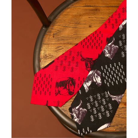 [^:25097313000030]㎿ȑfނgpAJ}OnɃCXs[V𓾂@ׂȖ͗lőꂽlN^CB肰ȂANZgŶɍœKłByMistral/~Xgz1938NA앧nŒaMistral ( ~XgjB厼J}OƂnŃJE{[Ĉ߂̃VcdĂƂuh̎n܂łB17IɓChЂ`yCY[x[XɁAԂI[uA⑾zȂǂ앧v@XnƓ̐Fʂŕ`vgnaB̌vgnJE{[C̈ߗiɎAGKXȃt@bVACeւƏ؂̂Mistral̑nƎ҂̃WX Cm[ƃ[ }PXBMistralł͑nƂ獡Ɏ܂ŁA18I`19Ĩv@XñA[JCupȂAJE{[CɗlXȐi葱Ă܂B