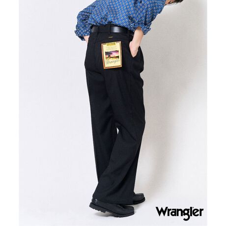 [^:25030313000430]WRANCHER DRESSY킳c߂ɁAȂɂ₩ȍLVGbggpprI΂ȂACełBI΂AD݂ɍ킹ăX^CO\łBVc킹Y߂ȒȂATVc+p[J[킹ŃJWA_EȒȂȂǁAgbvXƂ̍킹ՂACełByWrangler / O[z1897Nm[XJCiBO[Y{Ńnh\I[o[I[Jpj[Ɏn܂A1943NɃu[xЂaA1947NuhɃX^[g܂BuJE{[CEGX^vRZvgłB肵[NEFACɈuhAW[YɖhkHASVX^ĆuW[Yv蒍ڂ܂B30NォnEbhŃEGX^RX`[̃fUCi[ƂėLAxW~qeV^Cʏ̃fIxfUCi[ƂČaAEGX^X^CɌȂuhւƐB