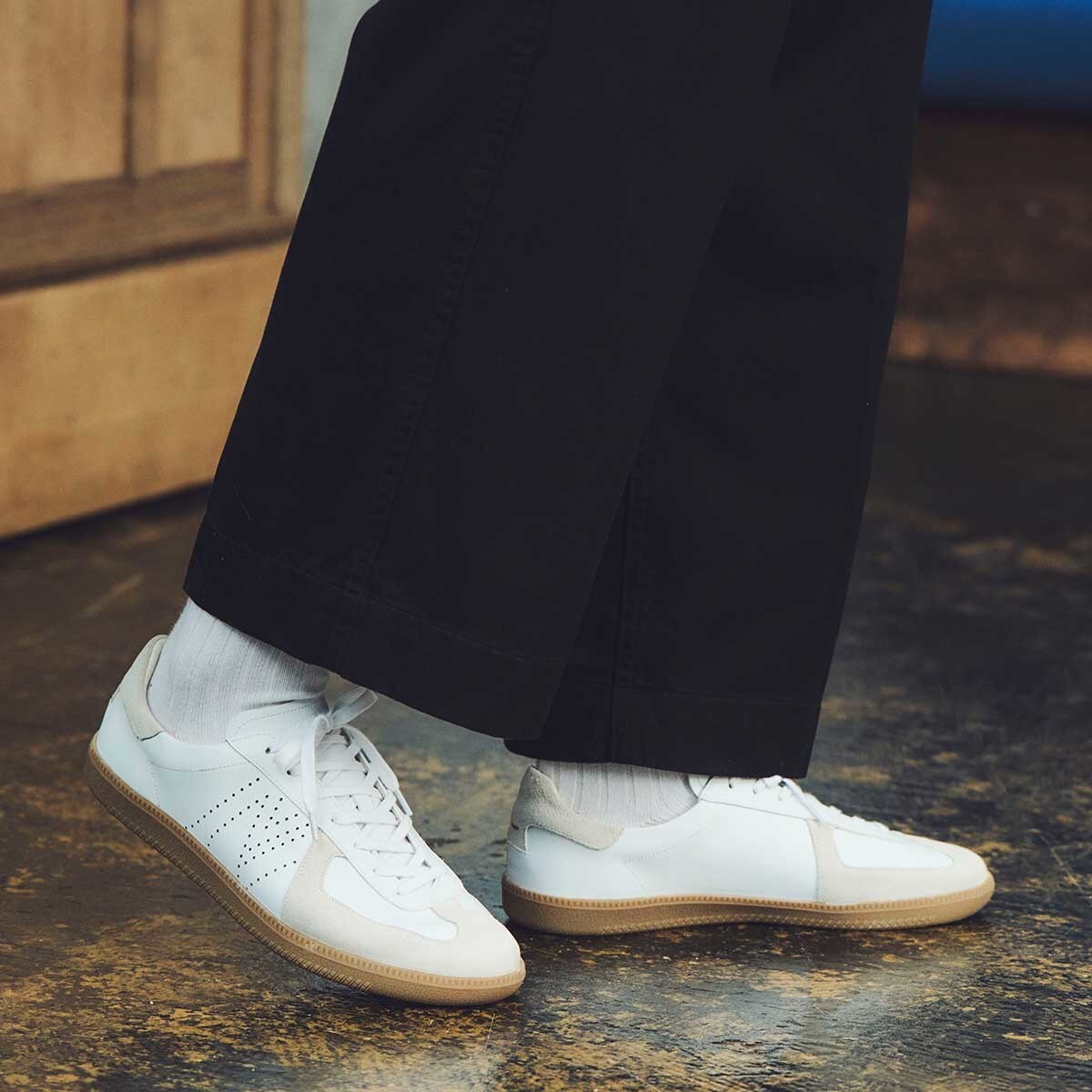 [�}���C]MODELLO Recovery �w�����ʂɂ�茌�s��115�����i�B�J�W���A���X�j�[�J�[/�}�h���X ���f���imadras MODELLO�j �z���C�g