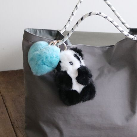 [^:70-05-00100]JJgD kakatoo / n[g`[fUC|CglqɃobO`[Bn[g`̃|bvȃ`[tڂACełobO`[ƂănhɒAL[z_[Ƃă|[`ɒ̂߁BG̗ǂbLXt@[glۂdグĂ̂őlۂƂ킢vXłobO`[łBO̊JŊȒPɎtł̂ꂵ|CgłBAeVEfނ̓ɂє͔܂BmobO{̂ւ̕t݂ꍇ܂BEfޓL̂ɂꍇ܂BɂCɂȂꍇ͈xAꂽłgpBEỉ摜͌̏Ǝ˂pxAp̃j^[uEUɂƐFقȂꍇ܂BiڍׁyTCYzF13  F10 yd(g)z20yfށzrbg  L[O:A~yYzy艿z3,300~(ō)uhRZvg-- kakatoo / JJgD --JJgDƂ̓I[XgǍŁuvӖ錾tBJJgDƂȂA킢炵uhl[̒ʂA̐ɏ̗VѐSƃ`[~OȐFʂobOWJBVvȒɂtF~jȗvfCȂlׂ̏̈̃uhBîCɓo^肢܂yJ[gɓz̃n[g}[NNbNēׂ⃉Xg1_̂m点AZ[Ȃǂ̂m点󂯎邱Ƃł܂L̕iԂ\tBiԁF70-05-00100obO`[ L[`[ L[z_[ n[g fB[X ArI unbillion JJgD kakatoo 700500100