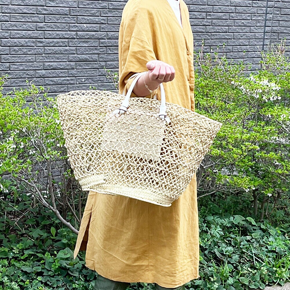 STORY 9月号掲載】ペルケ モロッコ椰子透かし編み×姫路レザー