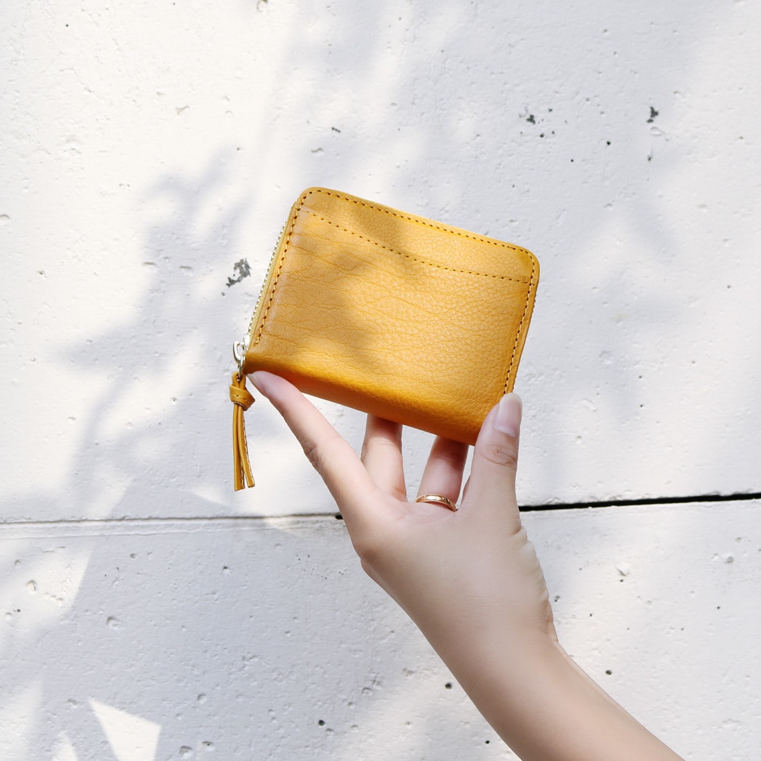 [}C]y{v U[zy{z yXL~Oh~zC^AU[WoJ[hEHbg yP/yPiperche'j }X^[h