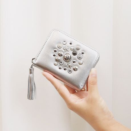 [^:08-06-04150]yP perche / }`X^bYEWoJ[hEHbgfUC|CgfUC@\߂ȂȂɁIJ[h𑽂ǃRpNgzT̕ɂ߃J[hADAKASRpNgɎ[Azƃ~jz̗ǂƂ|킹eʂ̍z~jV_[nhobOA|PbgɂTCYł낢Ȍ`̃X^bYrW[^CvX^bY΂߁A_ɑł񂾃WoJ[hEHbgGbW̌킢ƃCpNg𗼗fUC͑ɂ͂Ȃ̂T̕ɂ߂ły180ɑ傫J΂J[h|PbgzoJ[hڂŕo₷WõJ[h|Pbg|Pbg9J[hނRpNgɎ[yXL~Oh~@\z؂ȃJ[hXL~Oh~{̂ɃXL~Oh~V[gĂXL~OQh~܂yƗKz傫J{bNX^̏KꂾAڗđRŏKo₷yD܂炸ɓzzhɑuD܂肽ȂvƂv]ȂWo|PbgɂD܂炸Ɏ[łXbvył͂zł͂̂Ńv[gɂ߂łAeVȄi͖{vgpĂ܂B{v̓㐅G(JAAAR[ŉtȂ)▀CŐF܂BWF̂mƂ̑gݍ킹͂TB܂AF̍ۂɎgp̂ɂcꍇ܂BCɂȂꍇ͈xAꂽłgpBEf(^bNJ[jɂĔH͐ElɂʂȋZ@ŐFĂȂC̏Ԃ̔v֔\tA^ԂɂĈfނłB̈׌pIȂgpɂA̕\ʂCv̒n͔̓邱Ƃo܂BɖCAAR[ŉt̕tɂӉBĂ܂͏CƂȂĂ܂̂ŁAߑOɂ̓_A肢܂BEX^bY͎łōsĂ܂ׁAX^bY̔zu1_1_قȂ܂B\߂BiڍׁyTCYzF10.5 F8.5 }`F2y|PbgzOF0 FJ[h|PbgF9  KF1yJ@zt@Xi[yd(g)z120yfށzvyYzy艿z11,990~(ō)uhRZvg-- perche / yP --percheiyPjyPƂ̓C^AŁuȂ?vuǂ?v̈ӖBW̑fނƂ̏o؂ɂAɋĒobOAvWJĂ܂BîCɓo^肢܂yJ[gɓz̃n[g}[NNbNēׂ⃉Xg1_̂m点AZ[Ȃǂ̂m点󂯎邱Ƃł܂L̕iԂ\tBiԁF08-06-04150z ܂ ܂z ֕ Wo@΂ J[hP[X U[ {v D ܂Ȃ fB[X l JWA unbillion 080604150