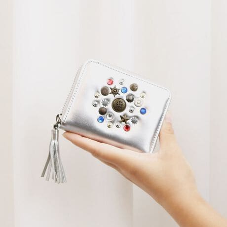 [^:08-06-04150]yP perche / }`X^bYEWoJ[hEHbgfUC|CgfUC@\߂ȂȂɁIJ[h𑽂ǃRpNgzT̕ɂ߃J[hADAKASRpNgɎ[Azƃ~jz̗ǂƂ|킹eʂ̍z~jV_[nhobOA|PbgɂTCYł낢Ȍ`̃X^bYrW[^CvX^bY΂߁A_ɑł񂾃WoJ[hEHbgGbW̌킢ƃCpNg𗼗fUC͑ɂ͂Ȃ̂T̕ɂ߂ły180ɑ傫J΂J[h|PbgzoJ[hڂŕo₷WõJ[h|Pbg|Pbg9J[hނRpNgɎ[yXL~Oh~@\z؂ȃJ[hXL~Oh~{̂ɃXL~Oh~V[gĂXL~OQh~܂yƗKz傫J{bNX^̏KꂾAڗđRŏKo₷yD܂炸ɓzzhɑuD܂肽ȂvƂv]ȂWo|PbgɂD܂炸Ɏ[łXbvył͂zł͂̂Ńv[gɂ߂łAeVȄi͖{vgpĂ܂B{v̓㐅G(JAAAR[ŉtȂ)▀CŐF܂BWF̂mƂ̑gݍ킹͂TB܂AF̍ۂɎgp̂ɂcꍇ܂BCɂȂꍇ͈xAꂽłgpBEf(^bNJ[jɂĔH͐ElɂʂȋZ@ŐFĂȂC̏Ԃ̔v֔\tA^ԂɂĈfނłB̈׌pIȂgpɂA̕\ʂCv̒n͔̓邱Ƃo܂BɖCAAR[ŉt̕tɂӉBĂ܂͏CƂȂĂ܂̂ŁAߑOɂ̓_A肢܂BEX^bY͎łōsĂ܂ׁAX^bY̔zu1_1_قȂ܂B\߂BiڍׁyTCYzF10.5 F8.5 }`F2y|PbgzOF0 FJ[h|PbgF9  KF1yJ@zt@Xi[yd(g)z120yfށzvyYzy艿z11,990~(ō)uhRZvg-- perche / yP --percheiyPjyPƂ̓C^AŁuȂ?vuǂ?v̈ӖBW̑fނƂ̏o؂ɂAɋĒobOAvWJĂ܂BîCɓo^肢܂yJ[gɓz̃n[g}[NNbNēׂ⃉Xg1_̂m点AZ[Ȃǂ̂m点󂯎邱Ƃł܂L̕iԂ\tBiԁF08-06-04150z ܂ ܂z ֕ Wo@΂ J[hP[X U[ {v D ܂Ȃ fB[X l JWA unbillion 080604150