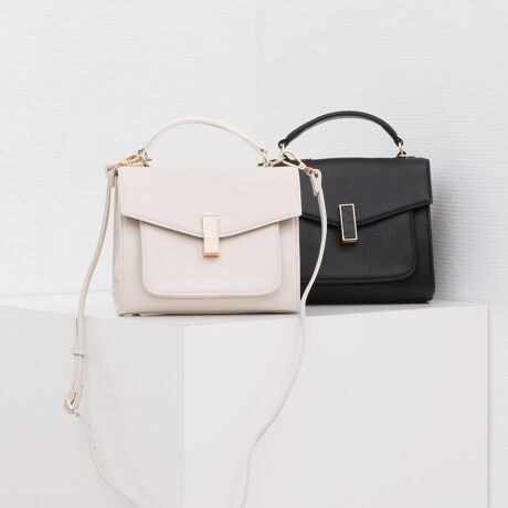 [^:80-00-00010]yP perche / JuZe[g2wayV_[fUC|Cg\tgȋvVN^Cv̔vg2waynhobOBe[g^Cvi]^Cvj̋ƃnhɂ̓NR^̔vg肰Ȃ|CgɂȂĂ܂Big͂Aw⌋Ȃǂ̃IP[WɂgĂV_[tobOłBAeVȄi͕tiɖ{vgpĂ܂B{v̓㐅G(JAȂ)▀CŐF܂BWF̂mƂ̑gݍ킹͂TB܂AF̍ۂɎgp̂ɂcꍇ܂BCɂȂꍇ͈xAꂽłgpBiڍׁyTCYzF20 F17 }`F11@nhオF6.5@V_[F120y|PbgzOF2 F2yJ@zyd(g)z380yfށzvyYzy艿z16,940~(ō)A4pF~z(10cm~20cm)F~500ml{gF~uhRZvg-- perche / yP --percheiyPjyPƂ̓C^AŁuȂ?vuǂ?v̈ӖBW̑fނƂ̏o؂ɂAɋĒobOAvWJĂ܂BîCɓo^肢܂yJ[gɓz̃n[g}[NNbNēׂ⃉Xg1_̂m点AZ[Ȃǂ̂m点󂯎邱Ƃł܂L̕iԂ\tBiԁF80-00-00010obO obN ΂ g[gobO V_[obO 2EFC 2way IP[W w  ꂢ U[ {v fB[X l JWA ArI unbillion 800000010