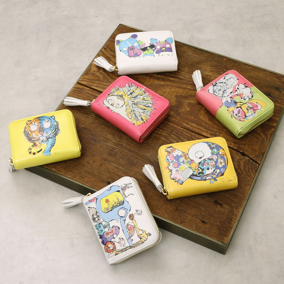 新品未使用！ROBINジャバラカードウォレット　（ピンク） 新品未使用！ROBINジャバラカードウォレット （ピンク）